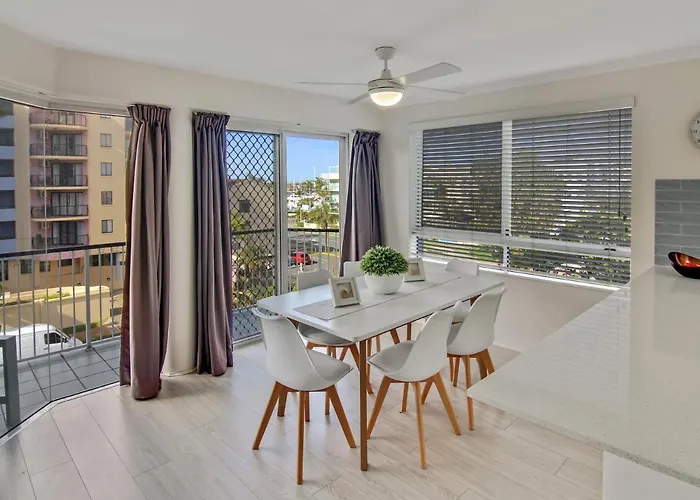 Mainsail8- Mooloolaba Beach